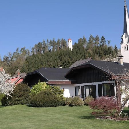 V Gemuetliches Gartenhaus Smihel nad Pliberkom Eksteriør bilde