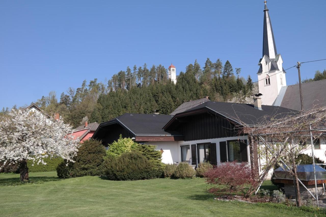 V Gemuetliches Gartenhaus Smihel nad Pliberkom Eksteriør bilde